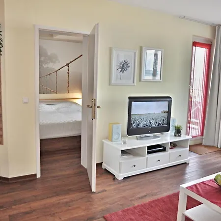 Strandhotel 5 *